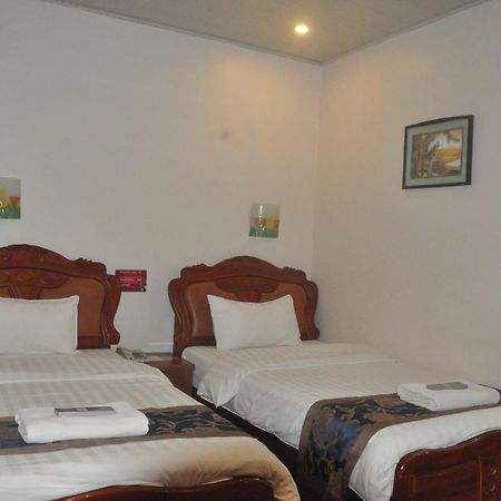 A&A Plaza Hotel Puerto Princesa Екстер'єр фото