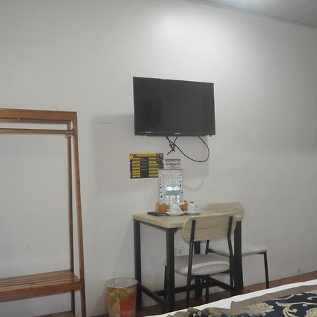 A&A Plaza Hotel Puerto Princesa Екстер'єр фото