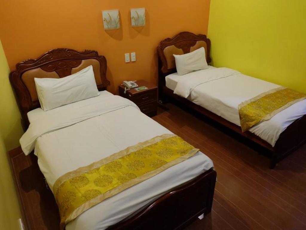 A&A Plaza Hotel Puerto Princesa Екстер'єр фото