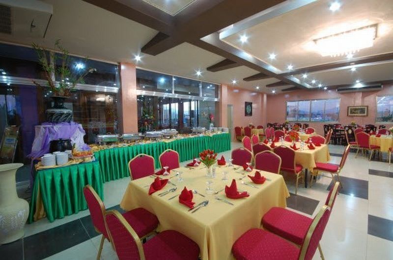 A&A Plaza Hotel Puerto Princesa Екстер'єр фото