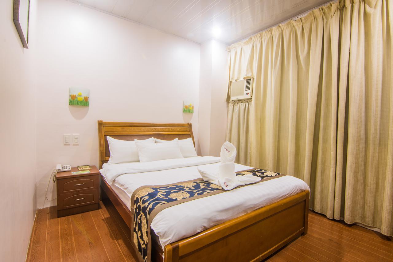 A&A Plaza Hotel Puerto Princesa Екстер'єр фото