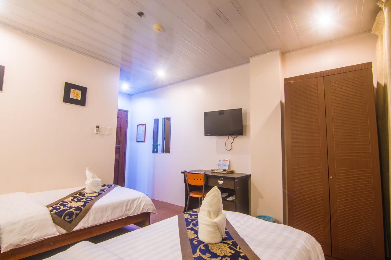 A&A Plaza Hotel Puerto Princesa Екстер'єр фото